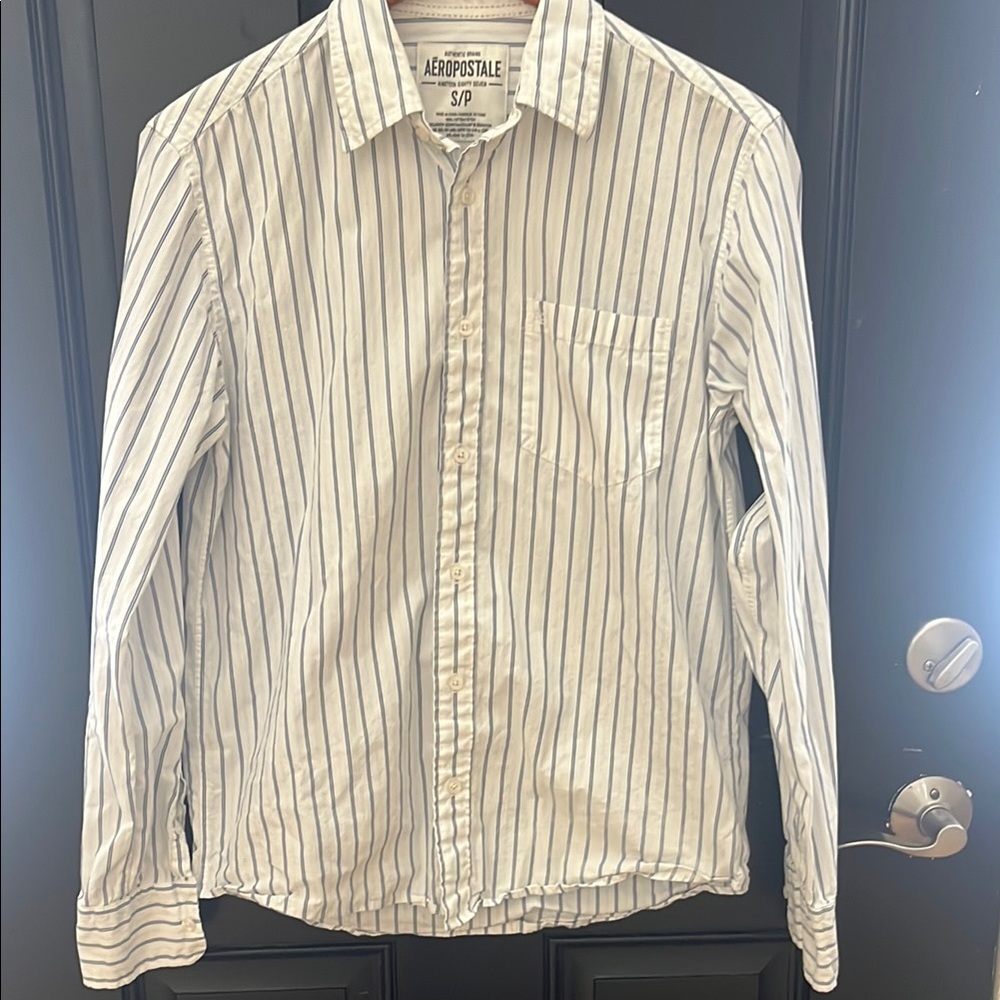 Aeropostale White and Blue Striped Dress Shirt Long-Sleeved